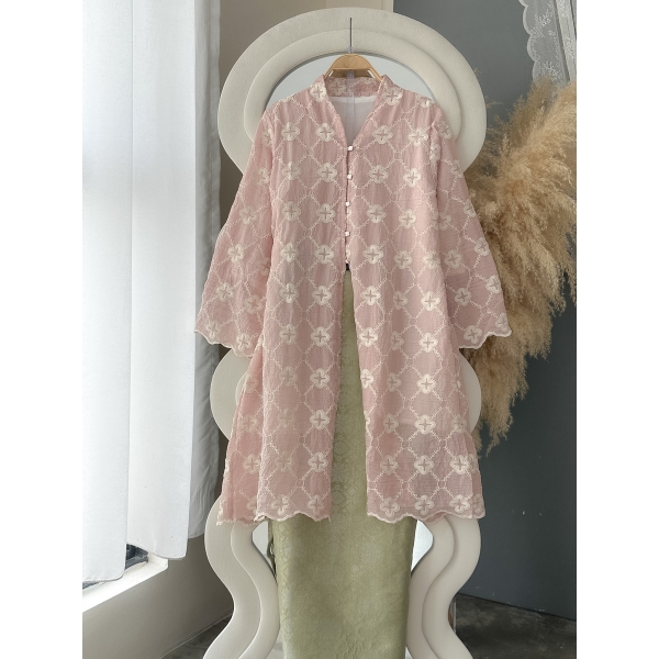 Marilyn Kebaya Labuh